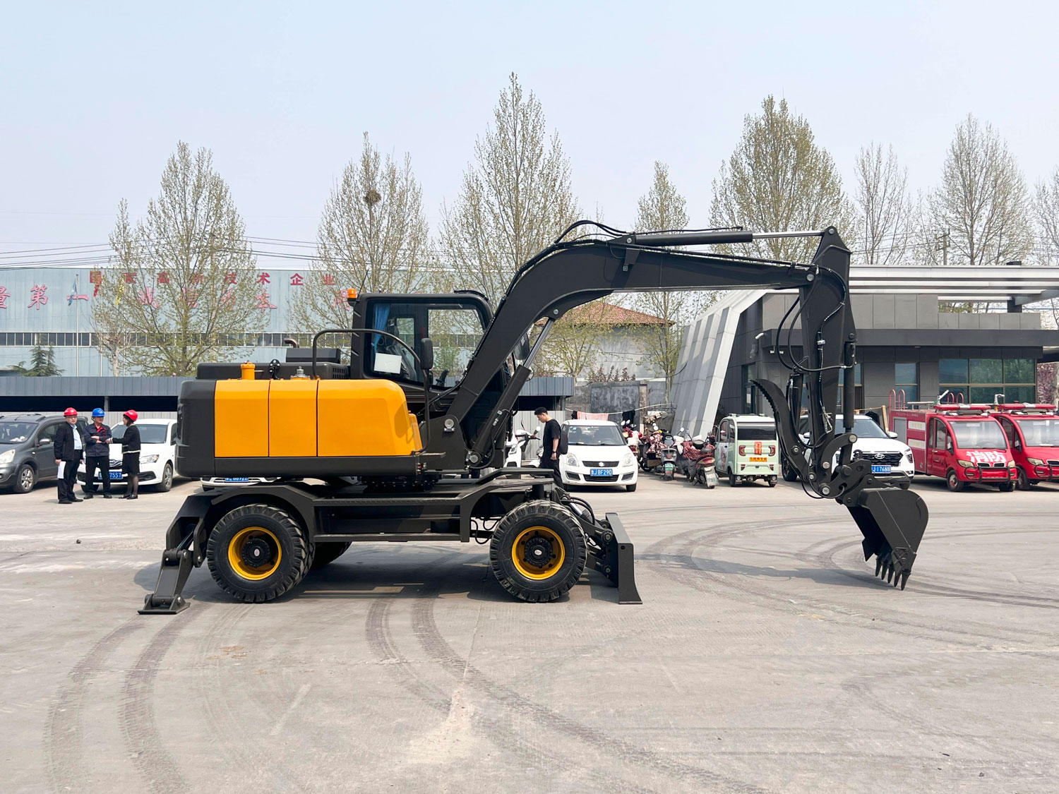 PW80 Wheel Excavator