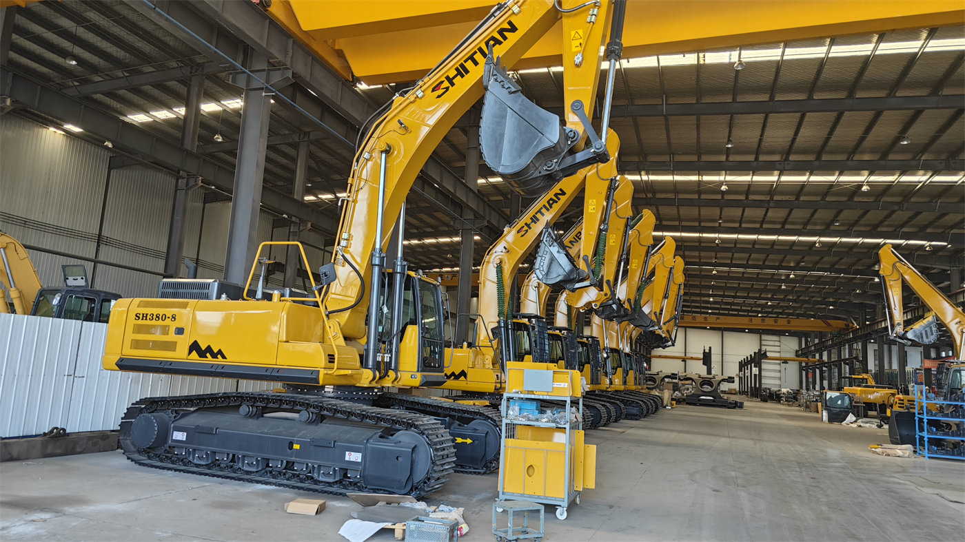 Practical Requirements of Deep Foundation Excavation on Equipment Working Range