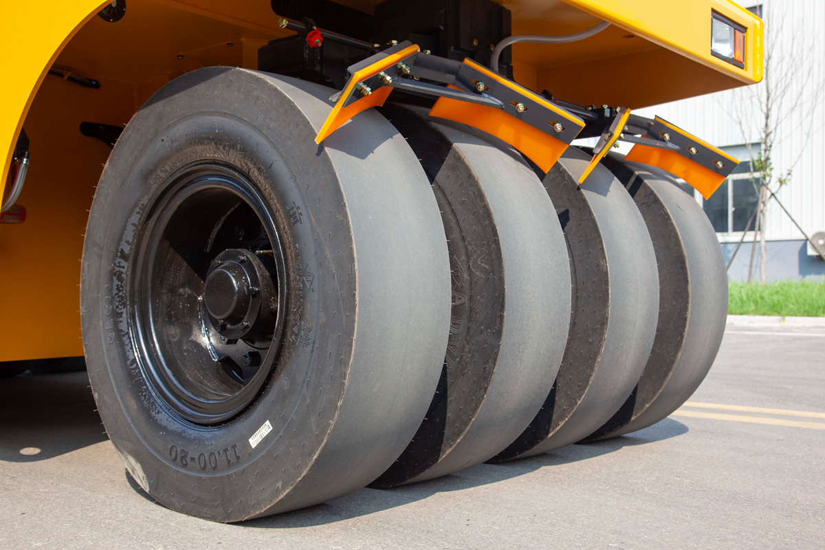 Tier 2 tyred roller