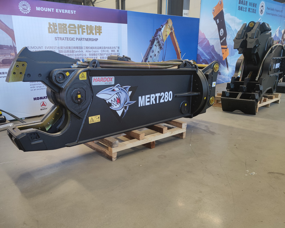 scrap metal cutting attachment