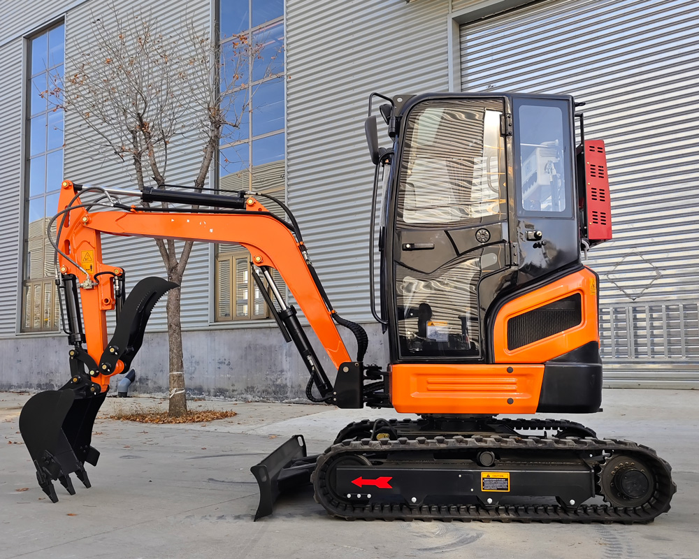 medium-scale construction digger