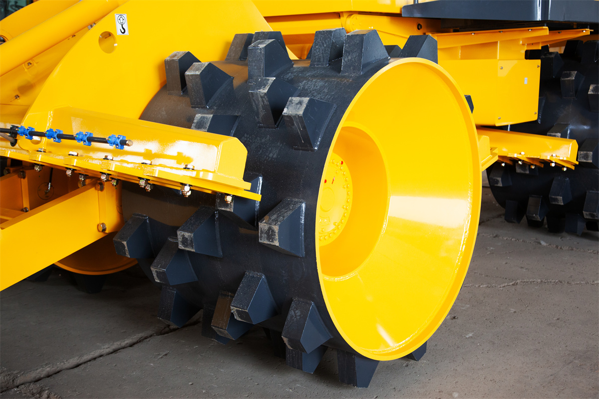 solid waste treatment machinery