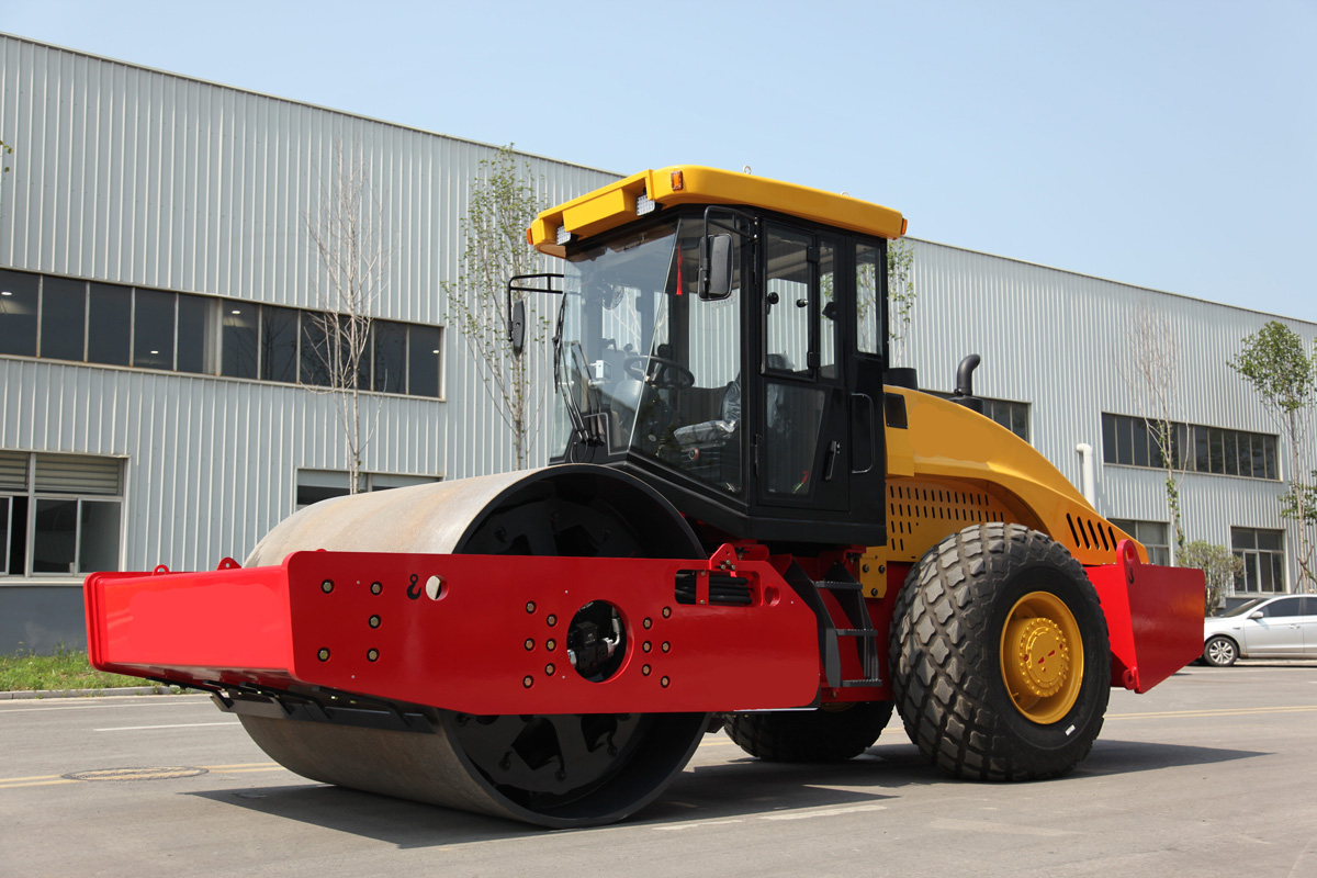 20 ton vibratory roller