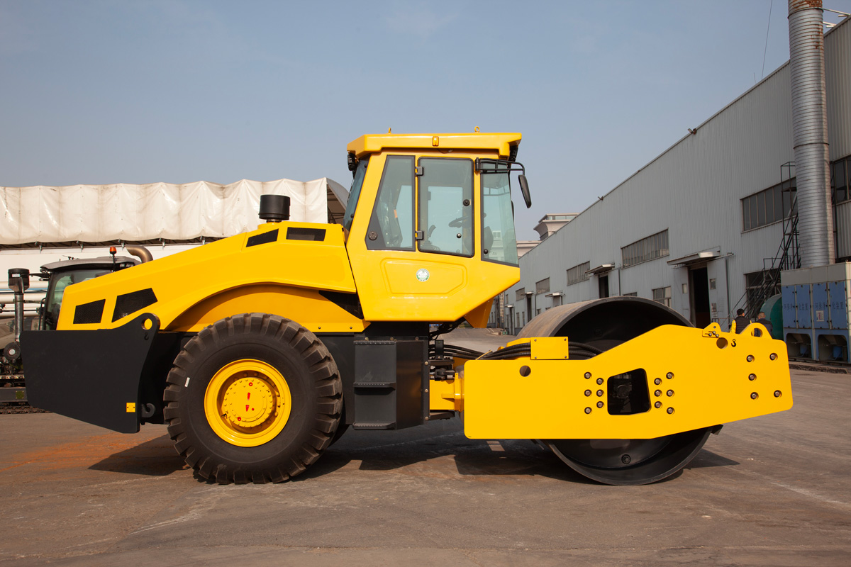 26-Ton-Class Compaction Equipment for Efficient and Stable Operation